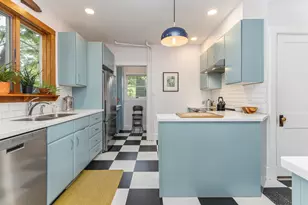 35 Washburn Ave, Portland, ME 04101 - Photo 15