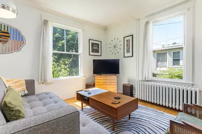 35 Washburn Avenue, Portland, ME 04101 - Photo 9