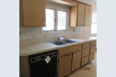 24 Currier Drive, Hermon, ME 04401 - Photo 9