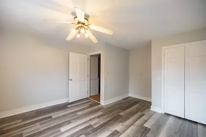 27 Flanders Street, Auburn, ME 04210 - Photo 31