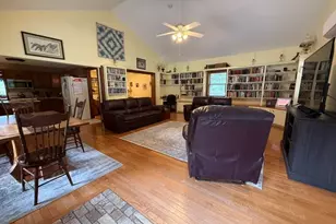 10 Penny Ln, Lincoln, ME 04457 - Photo 17
