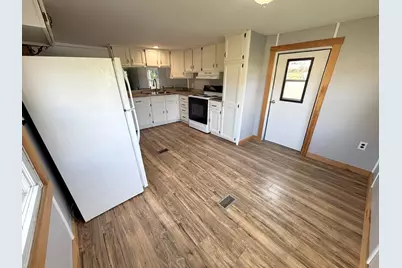 22 Elwood Drive, Clinton, ME 04927 - Photo 9