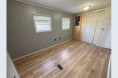 22 Elwood Drive, Clinton, ME 04927 - Photo 15