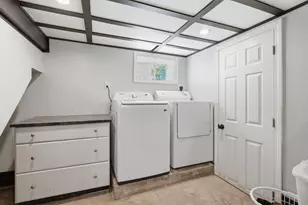75 Pennell Ave, Portland, ME 04103 - Photo 31