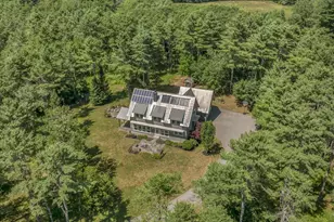 10 Cranberry Ridge Rd, Freeport, ME 04032 - Photo 3
