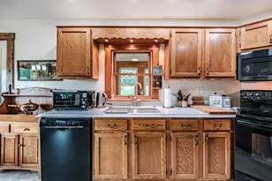 64 Paradise Rd, Bethel, ME 04217 - Photo 17