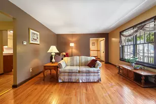 352 Madawaska Ave, Pittsfield, ME 04967 - Photo 9