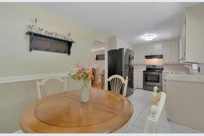19 Crystal Lane, Cumberland, ME 04021 - Photo 3
