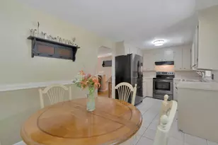 19 Crystal Ln, Cumberland, ME 04021 - Photo 3