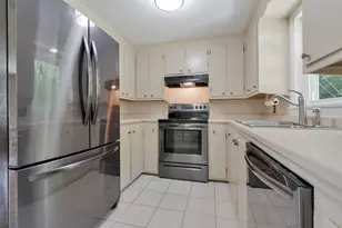 19 Crystal Ln, Cumberland, ME 04021 - Photo 7