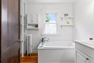 48 Belmont St, Portland, ME 04101 - Photo 33