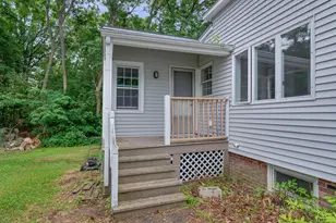54 Edgemont Ave, Waterville, ME 04901 - Photo 5