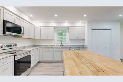 16 Snow Street, Gardiner, ME 04345 - Photo 11