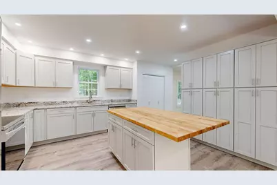 16 Snow Street, Gardiner, ME 04345 - Photo 15