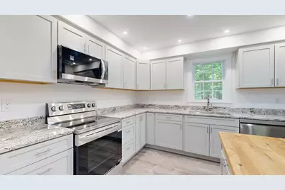 16 Snow Street, Gardiner, ME 04345 - Photo 17