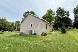 146 Federal St, Wiscasset, ME 04578 - Photo 5