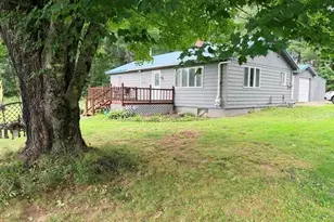 1074 Knox Station Rd, Knox, ME 04986 - Photo 5