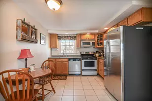 11 Carriage Hill Ln, Eliot, ME 03903 - Photo 5