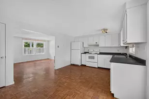 60 Brown St, Kennebunk, ME 04043 - Photo 9