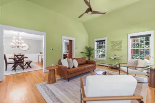 53 Stonegate Rd, Cape Elizabeth, ME 04107 - Photo 13