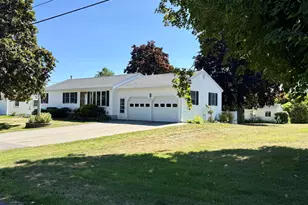 95 Gendron Dr, Wells, ME 04090 - Photo 1