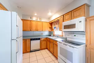 17 Heathwood Ln, Lewiston, ME 04240 - Photo 13