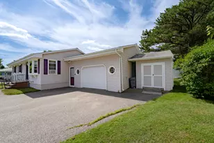 17 Heathwood Ln, Lewiston, ME 04240 - Photo 3