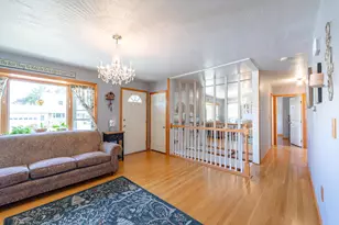 17 Heathwood Ln, Lewiston, ME 04240 - Photo 7