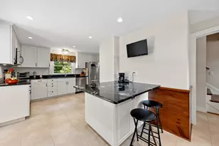 122 Main St, Rockport, ME 04856 - Photo 7