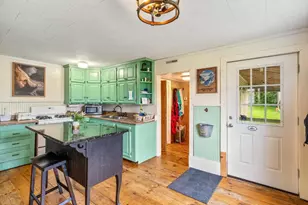 7 Wells St, Greenville, ME 04441 - Photo 9