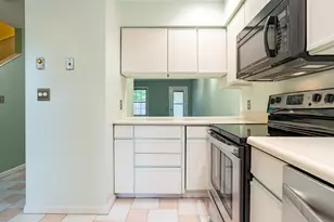 7 Old Salt Rd, Old Orchard Beach, ME 04064 - Photo 3