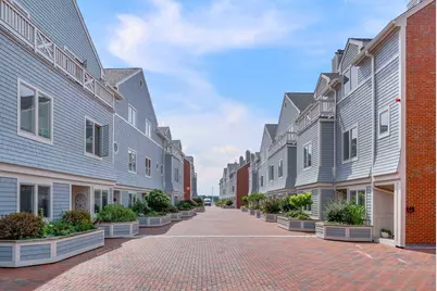 512 Chandlers Wharf #512, Portland, ME 04101 - Photo 3
