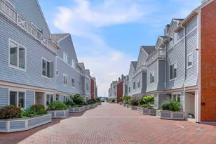 512 Chandlers Wharf, Portland, ME 04101 - Photo 3