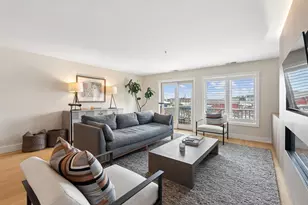 512 Chandlers Wharf, Portland, ME 04101 - Photo 7