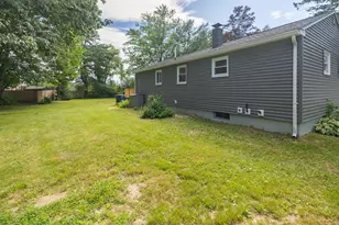 27 Oriole St, Westbrook, ME 04092 - Photo 5