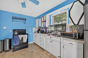88 Mayer Rd, Portland, ME 04102 - Photo 25