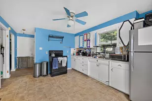 88 Mayer Rd, Portland, ME 04102 - Photo 23