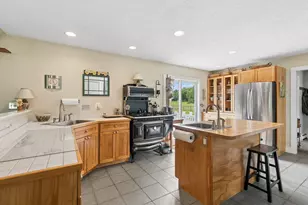 13 St Tekakwitha Dr, Lewiston, ME 04240 - Photo 9