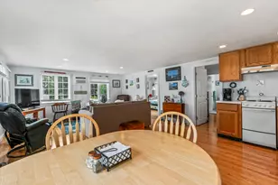 17 Eastwind Ln, Ogunquit, ME 03907 - Photo 3