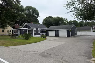35 Franklin St, Saco, ME 04072 - Photo 5