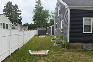 35 Franklin St, Saco, ME 04072 - Photo 9