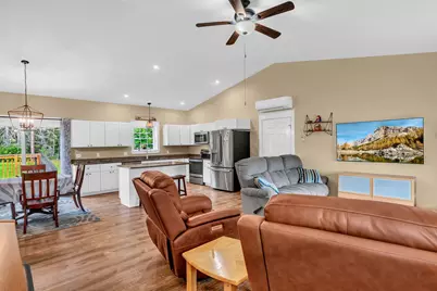205 Shelby Drive, Hermon, ME 04401 - Photo 13