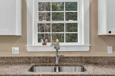 205 Shelby Drive, Hermon, ME 04401 - Photo 9