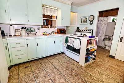 73 Middle Avenue, Mexico, ME 04257 - Photo 5