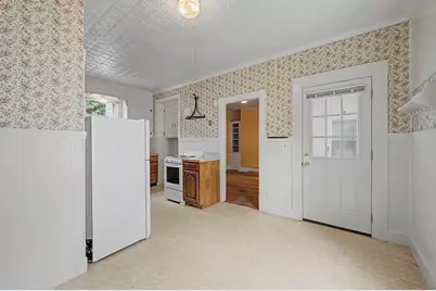 10 Maple Street, Augusta, ME 04330 - Photo 11