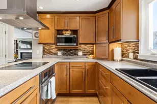 20 Groveside Rd, Portland, ME 04102 - Photo 13