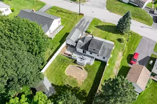 62 Grove St, Brewer, ME 04412 - Photo 5