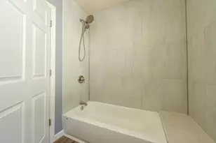 27 Drummond St, Auburn, ME 04210 - Photo 13