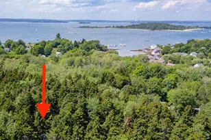 582 Fern Ave, Long Island, ME 04050 - Photo 3