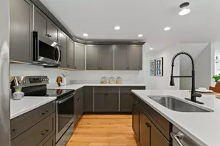 5 Hemlock Hill Rd, Cape Elizabeth, ME 04107 - Photo 5
